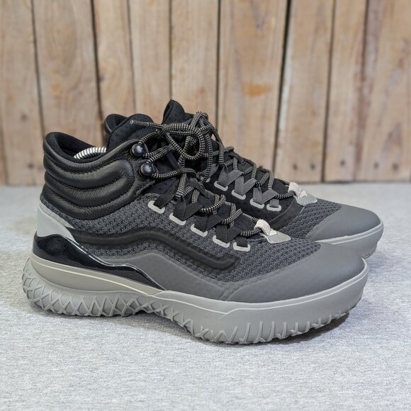 Vans Shoes - Vans City Hi-Rise Boot in Black/Gray - Size 8.5W/7M